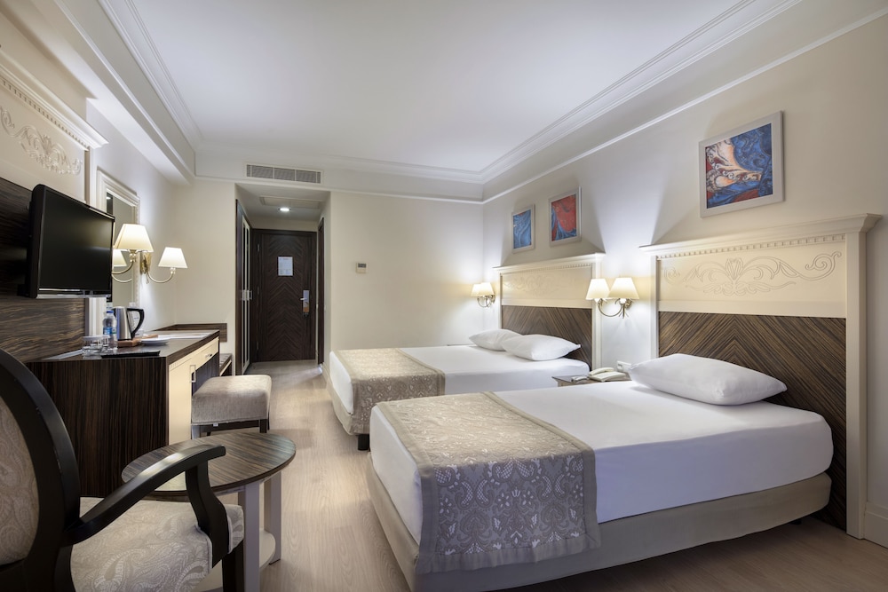 Aydinbey King's Palace & Spa -Ultra All Inclusive