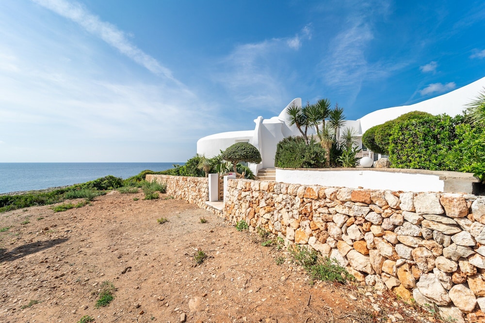 Villa Gaudina - Villa With Private Pool. Free Wifi