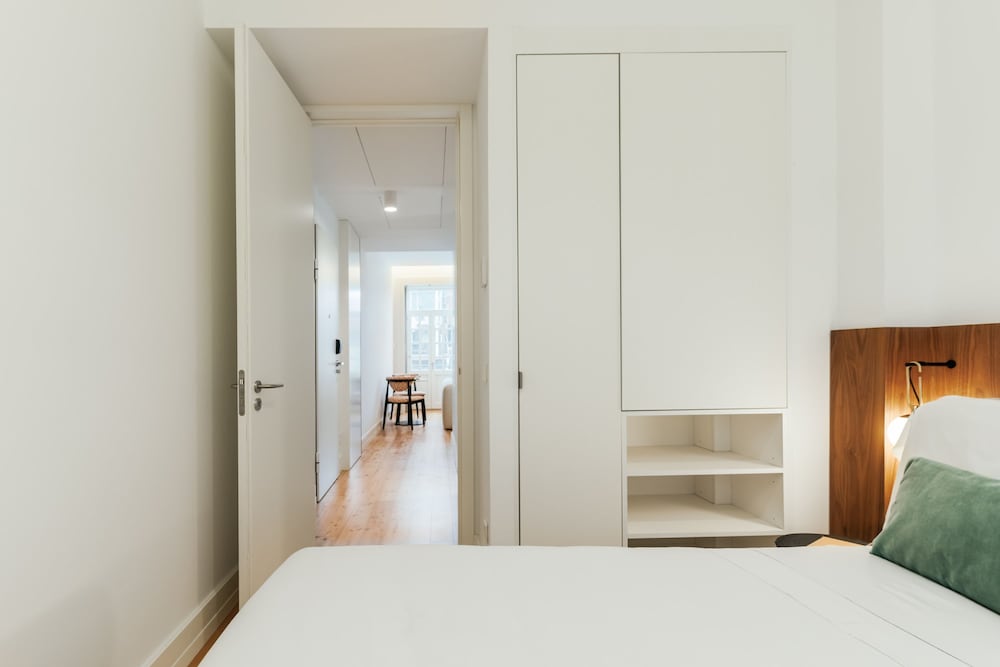 Feel Porto Cl Rigos Charm Flat 2 3