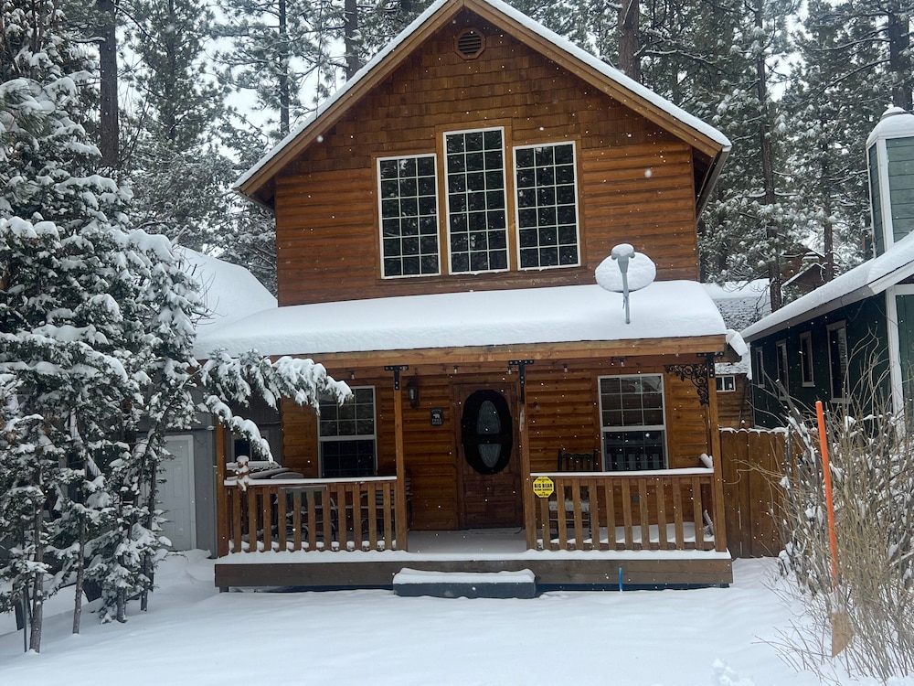Little Bear Haus view 4