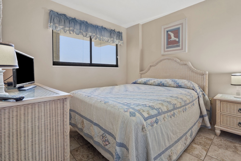 Shoreham Towers 7B