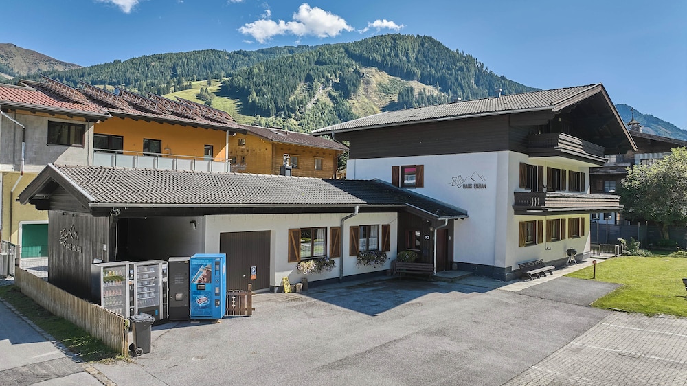 Apartments Enzian