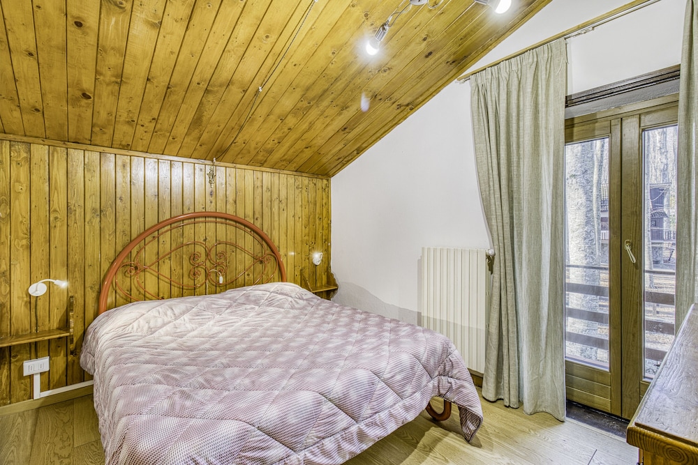 Family Chalet In Monte Amiata view 5