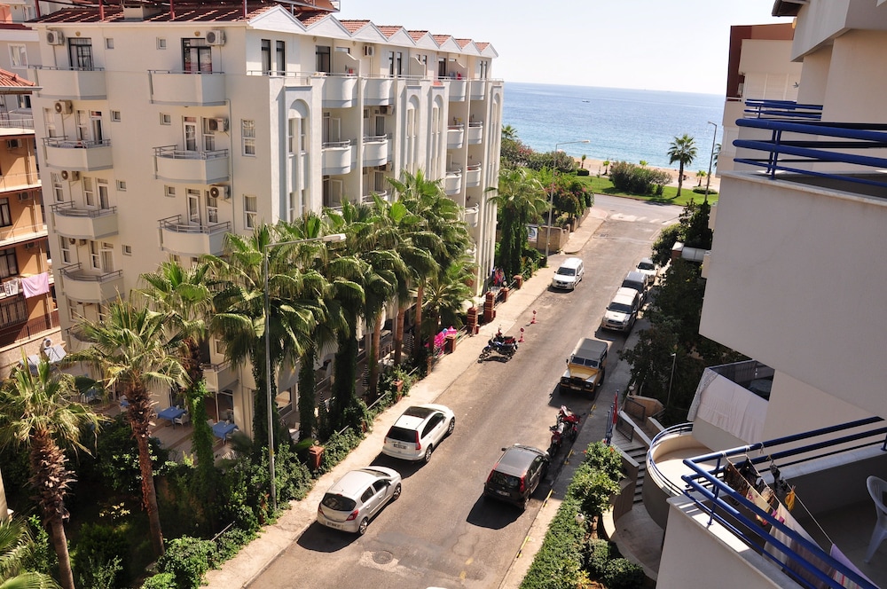 Belle Ocean Apart Otel - Image 87