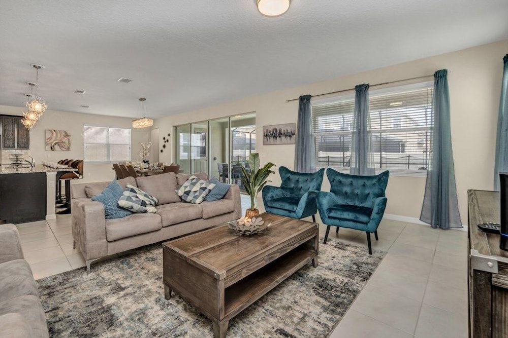 1513nassau 5 Bedroom Villa