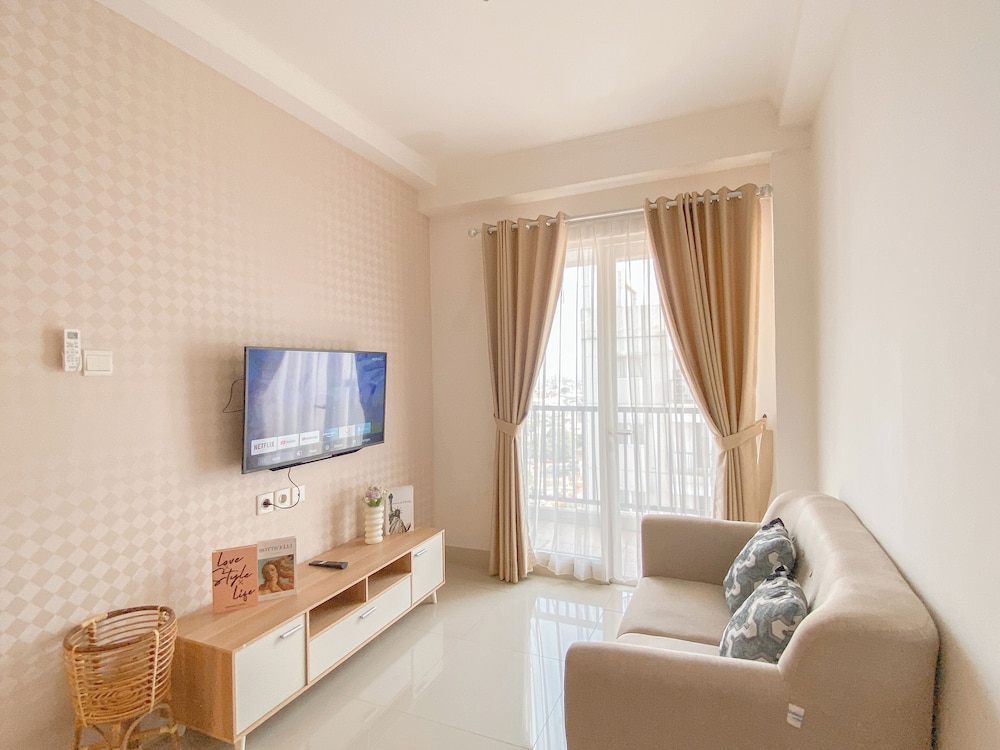 Soft Urban Living 2Br At Signature Park Grande Apartment