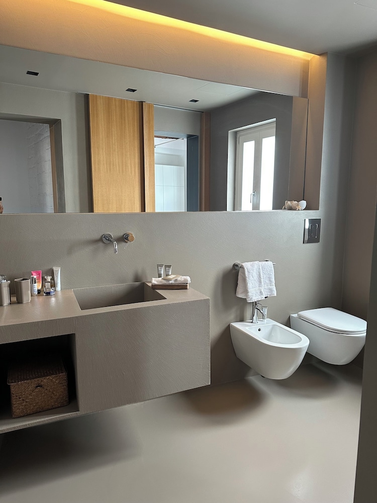 Gonia Residence