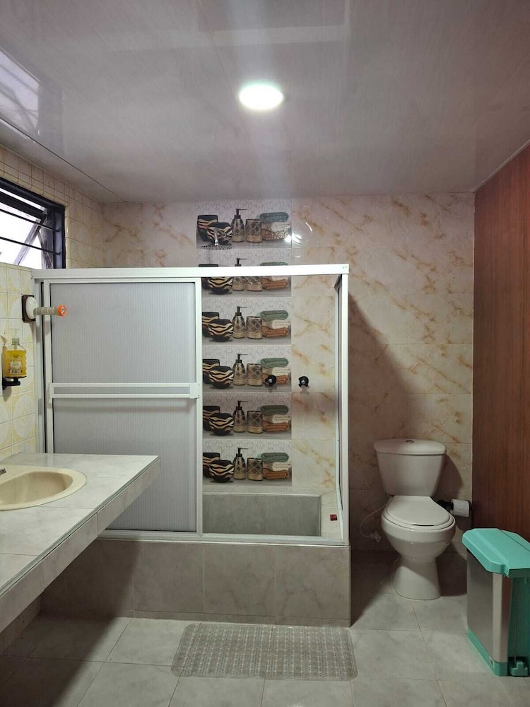 casa hostal ave maria san antonio cali