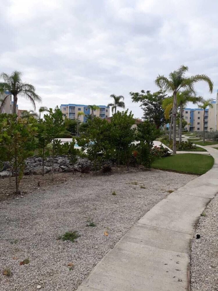 J&R Apartamento Serena Village