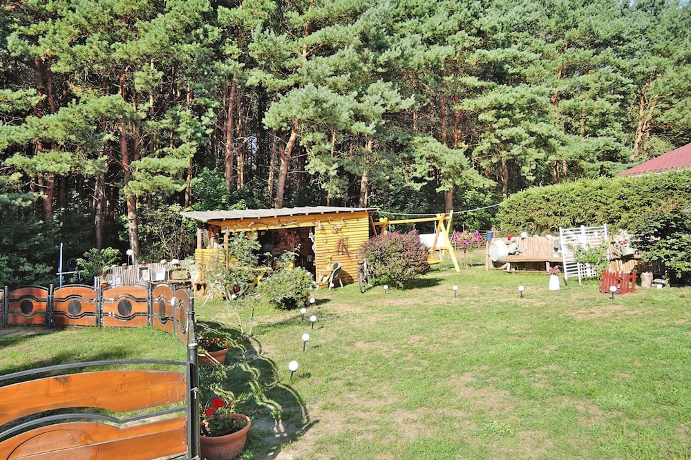 Big Holiday Home in Kolczewo - 90 qm, 6 Persons