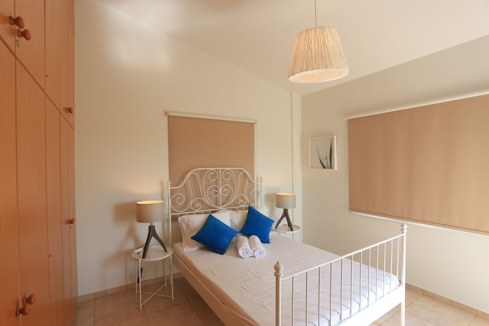 SeaBreeze Villas with Private Pool by TrulyCyprus