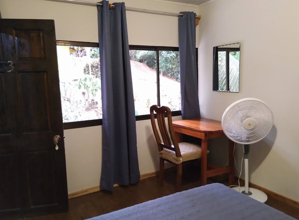 Casita & Tours Happy Feet