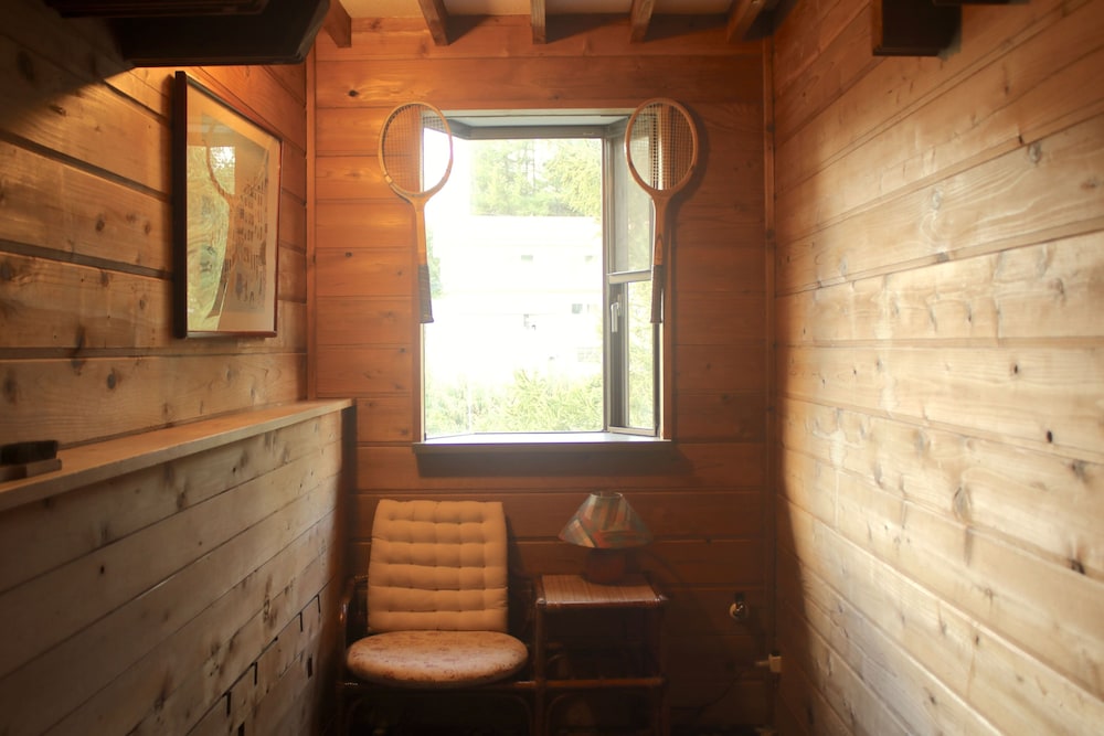 Maple House