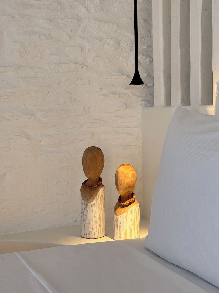 AGADA Folegandros