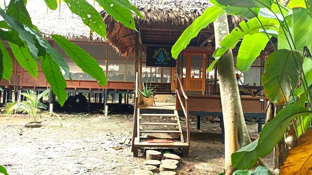 Avatar Amazon Lodge & Canopy Park