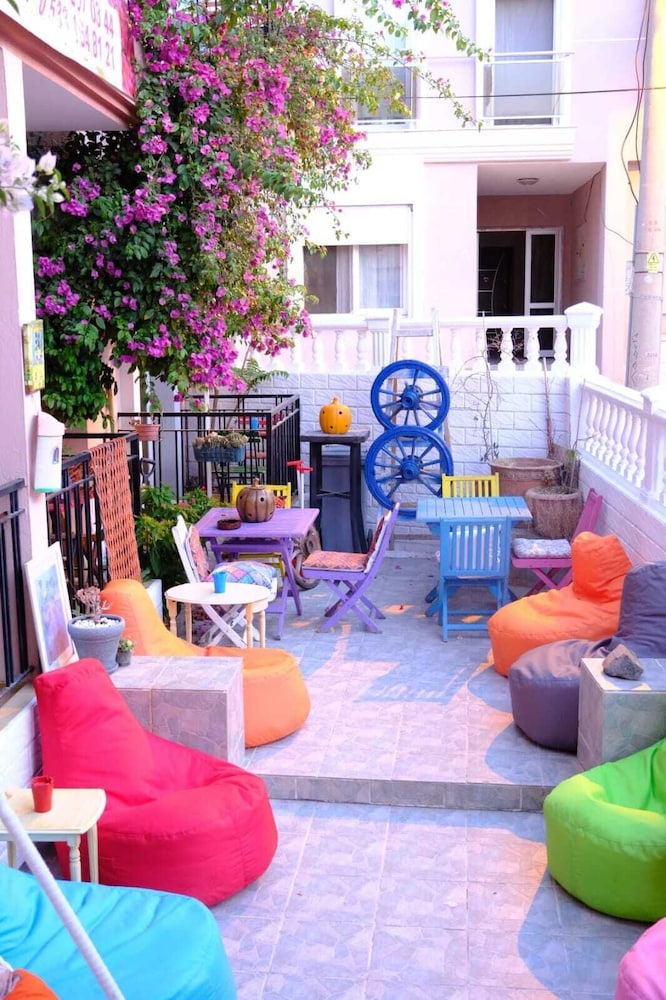 Yeşim Pansiyon