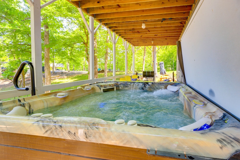Lakefront Eatonton Getaway w/ Dock  Grill! - Property Image 3