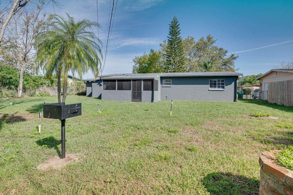 Cocoa Home w/ Large Yard: 3 Mi to Indian River! view 3