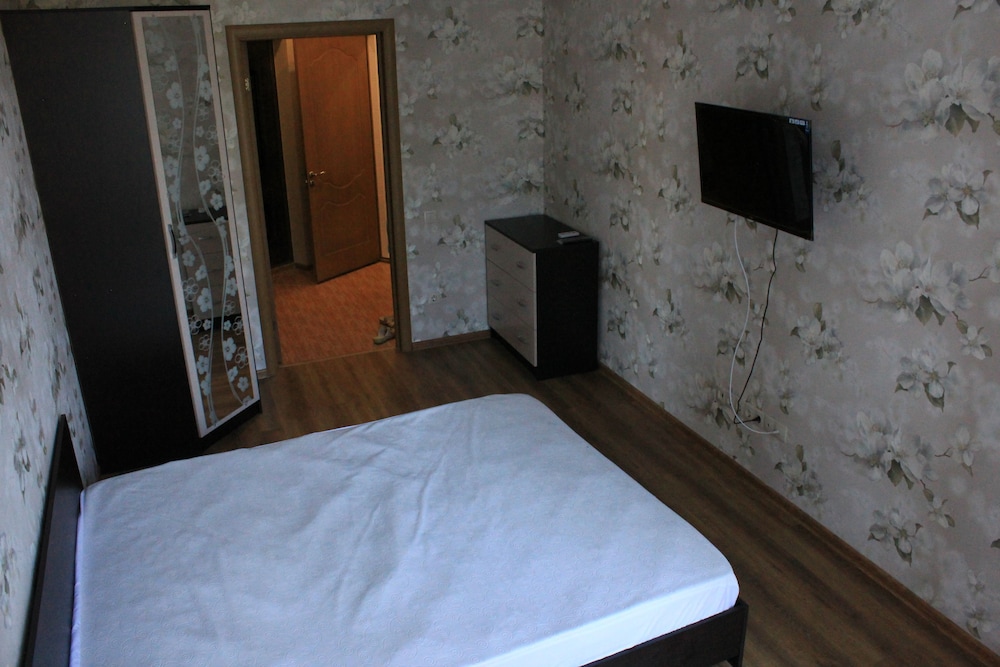 Apartment on Tulpanov St. 1-3