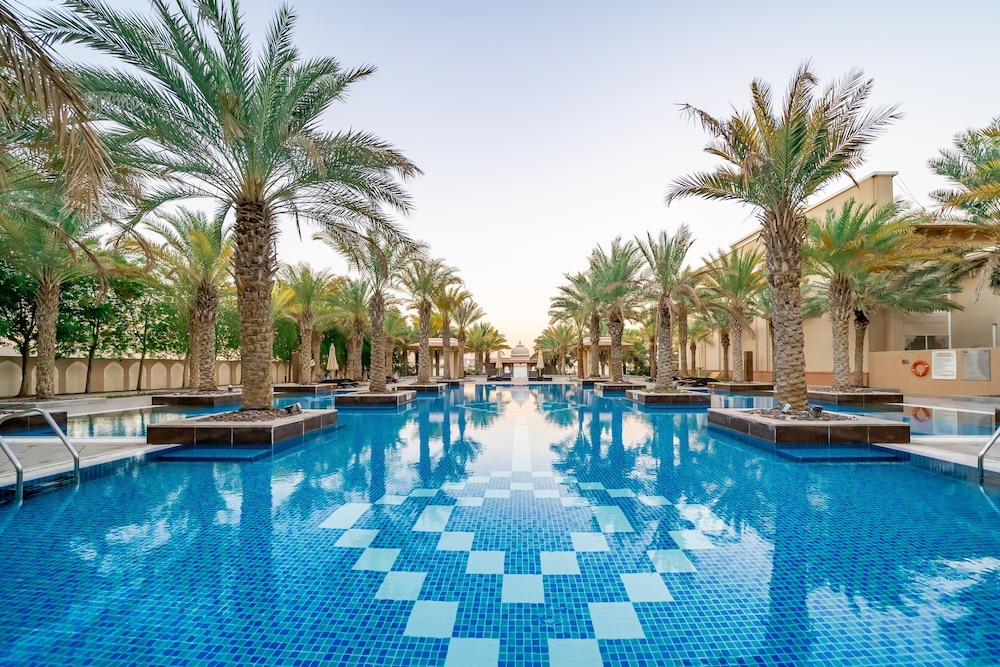 Luton Vacation Homes Grandeur Residence
