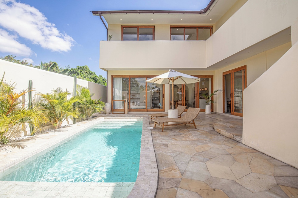 Luxury 4BR Villa With Private Pool in Canggu