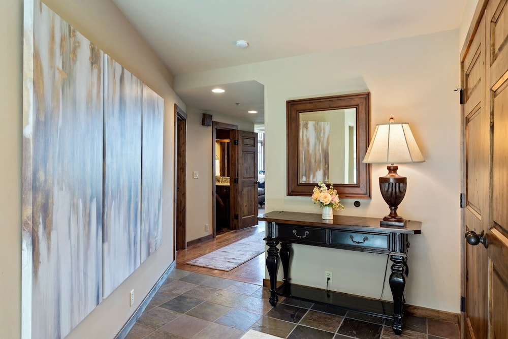 Stag Lodge at Deer Valley Resort - Three Bedroom Residence with Spa #13 3 Condo