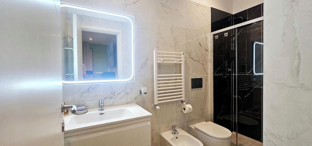Il Magnifico Superior Rooms 400m from Tiburtina Railway Station and 290m from Metro