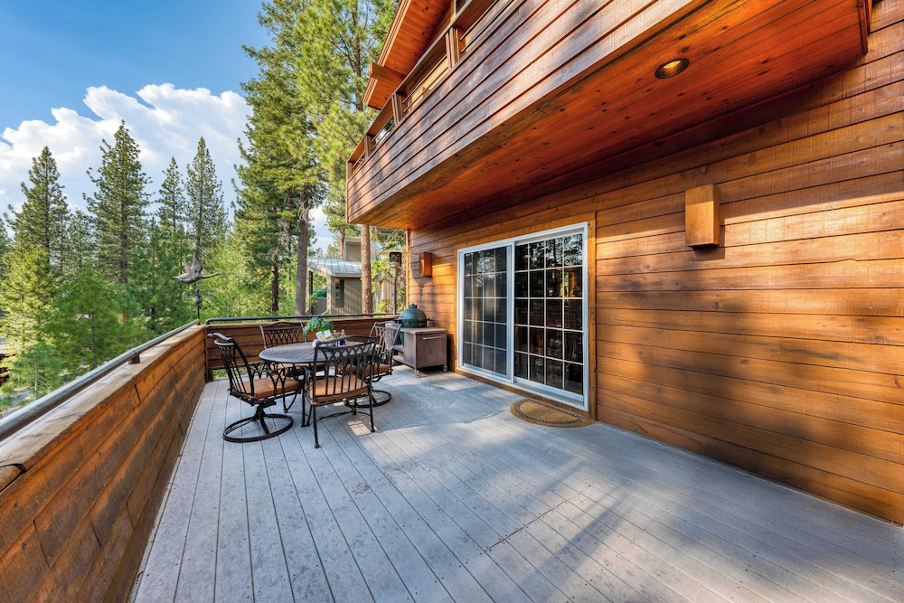 Northstar Haven Cozy-chic Retreat Near Lake Tahoe & Downtown Truckee