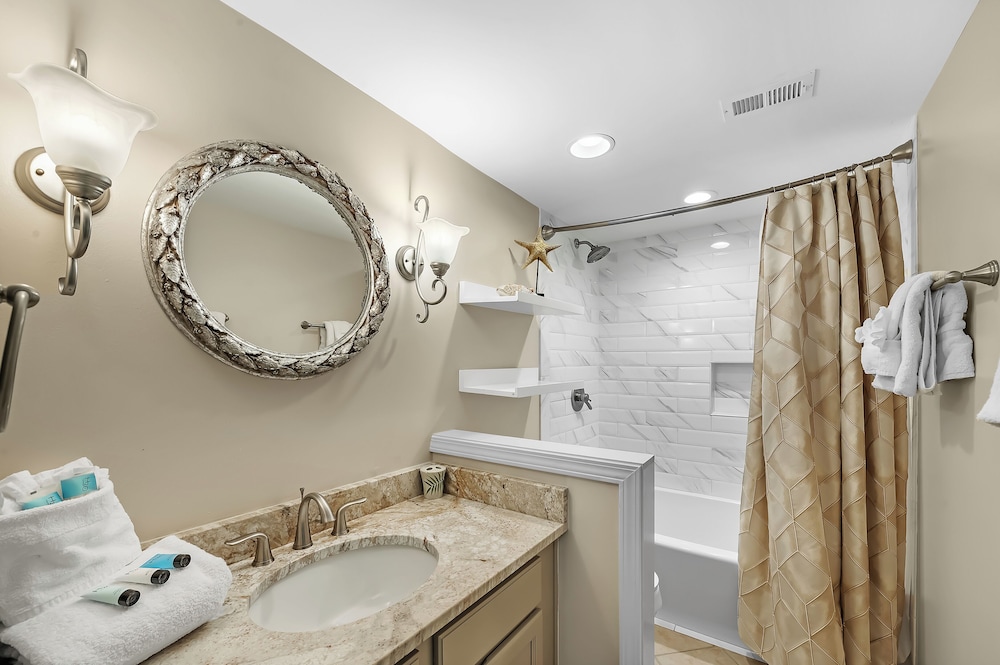 Compass Point Condos
