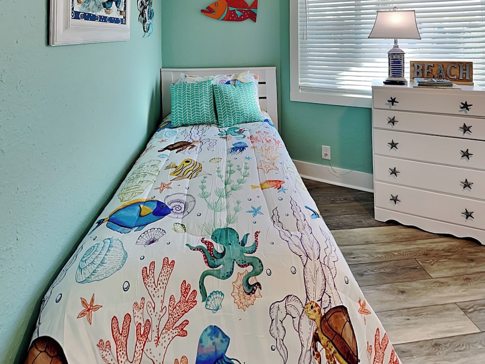 Sunday Villas Sunday Funday by Silver Sands Vacation Rentals