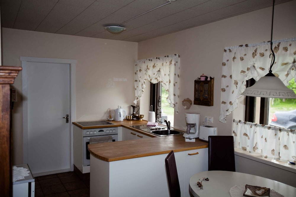 Mjóanes accomodation