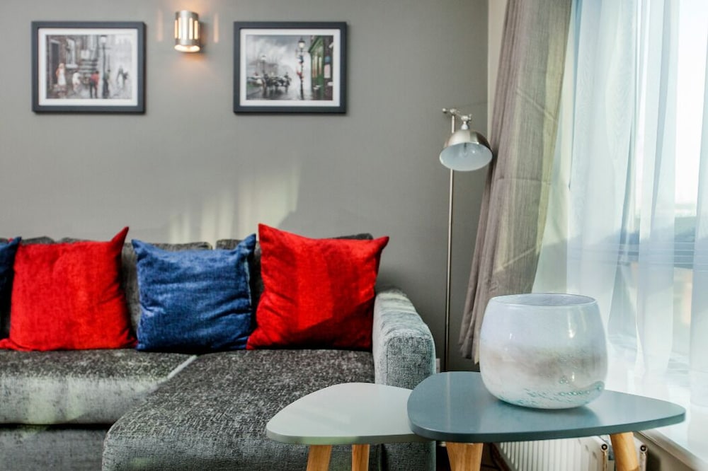 2Bed 2Bath Apartment in Fitzrovia
