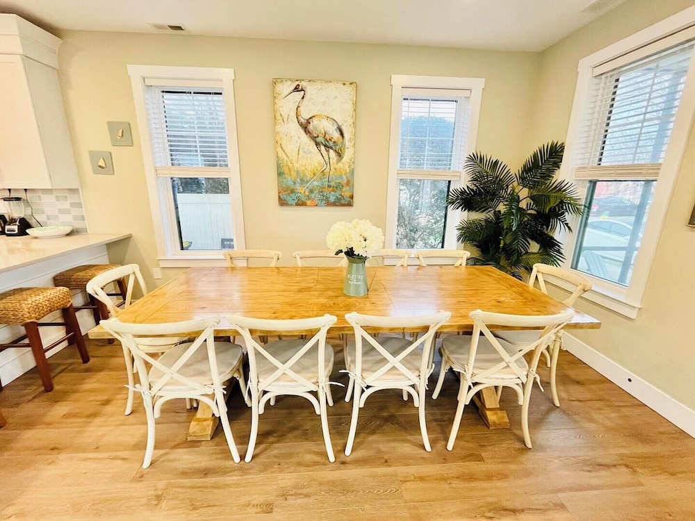 Laurel Street 308