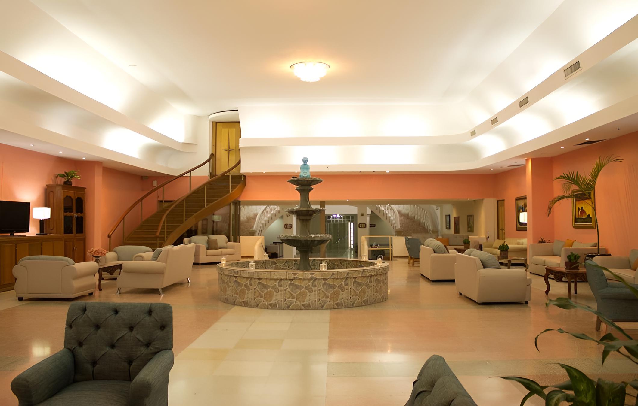 Hotel Las Cumbres & Water Park view 3