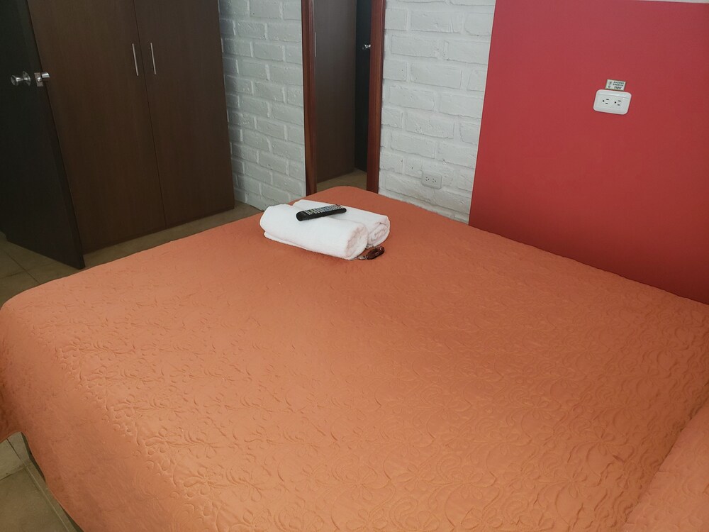 Hostal Monte Real