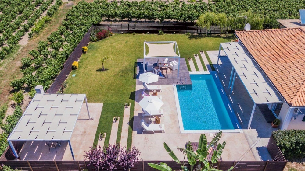 Madini Luxury Villa With Private Swimming Pool view 3