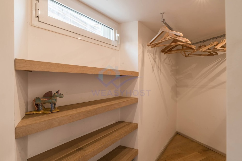 Cozy Entire Apt Close To Piazza Trilussa