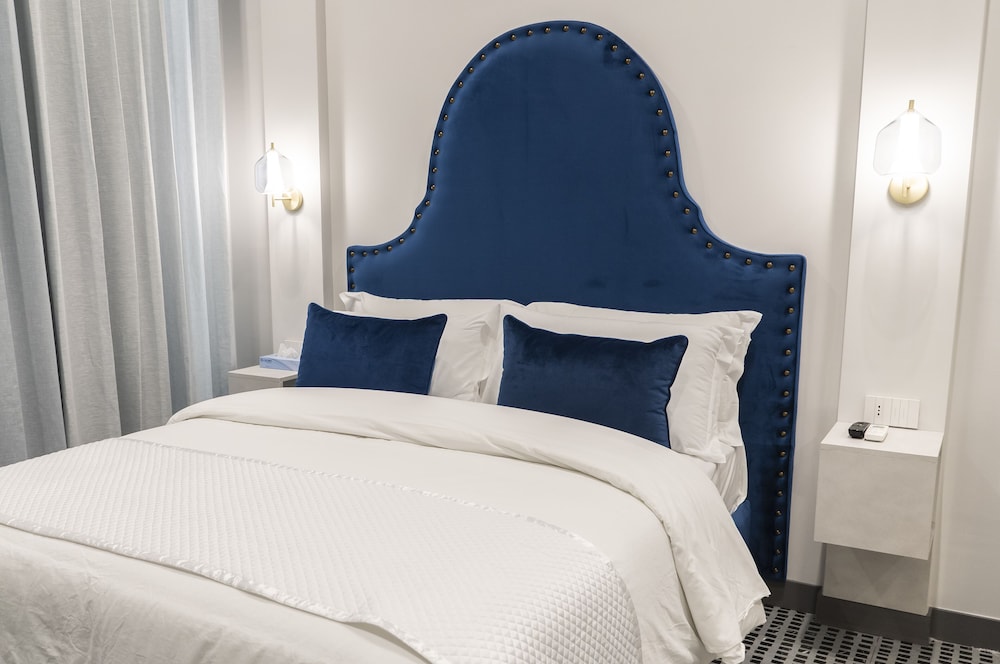 Three Rooms Toledo Luxury