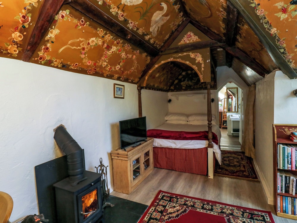 Toad Hall Cottage