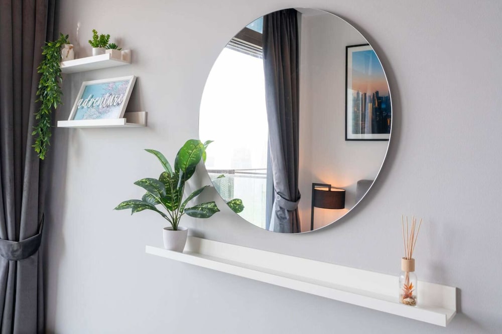 Stunning 1BD Apartment 15mins to Marina Promenade!