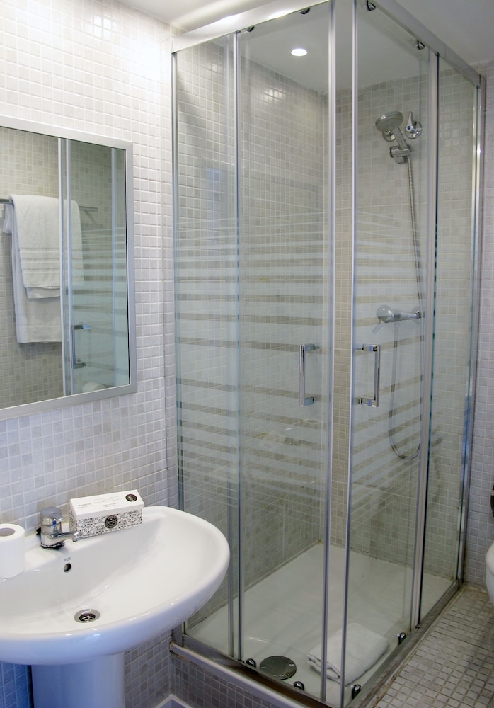 Apartamentos Mayerling Bisbe Urquinaona