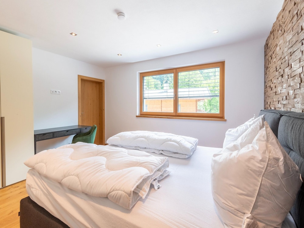 Spacious Holiday Apartment Near Kitzbuhel