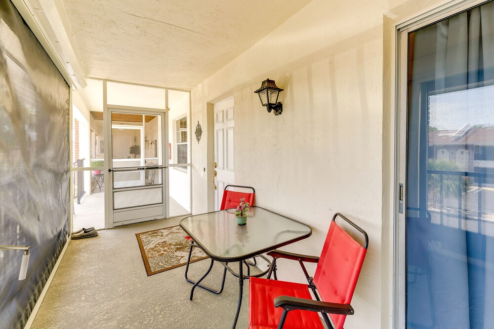 Englewood Condo < 3 Mi to the Beach & Golfing! view 3
