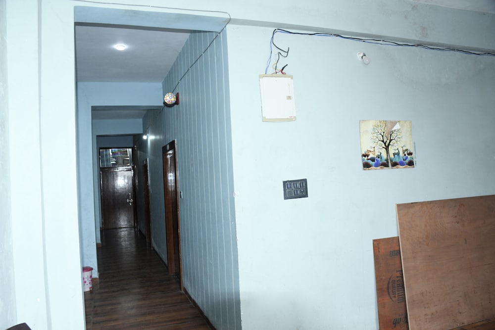 Manan Palace