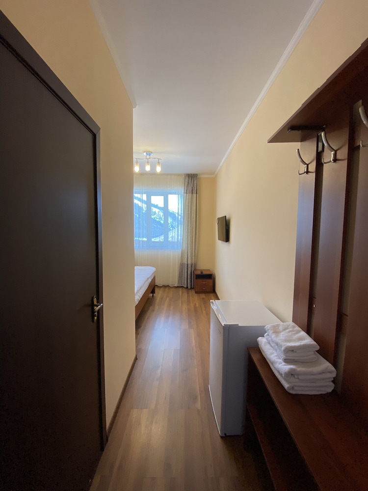 Photo 42