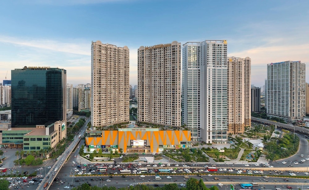 HMH - Vinhomes D'capitale