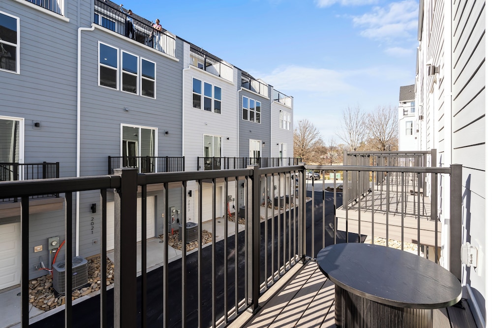 Luxe King 4BR Townhouse in Uptown CLT