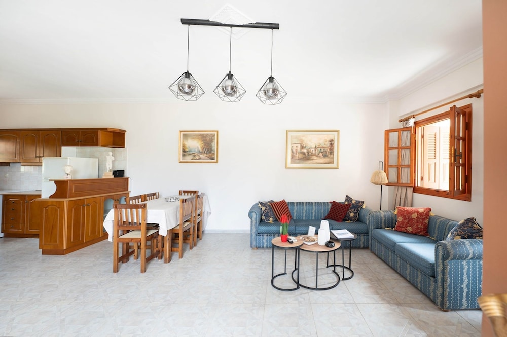 Mani Villa Ilias