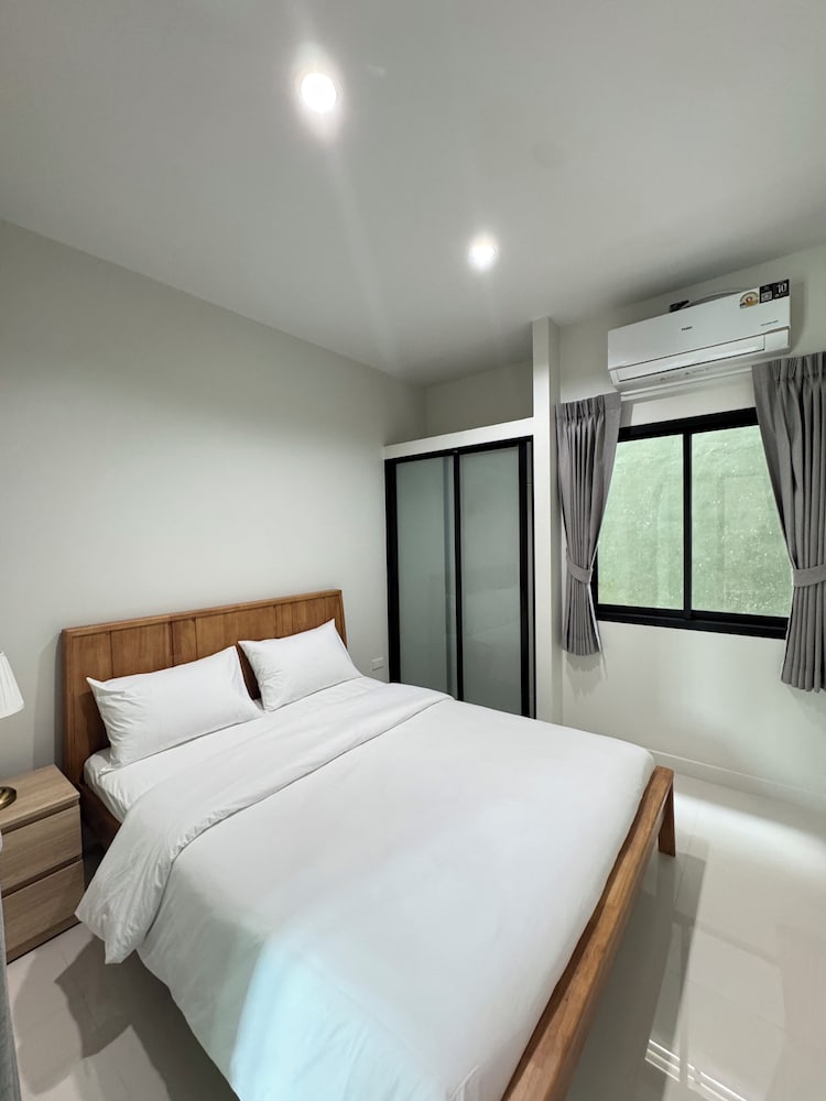 LELA HOME