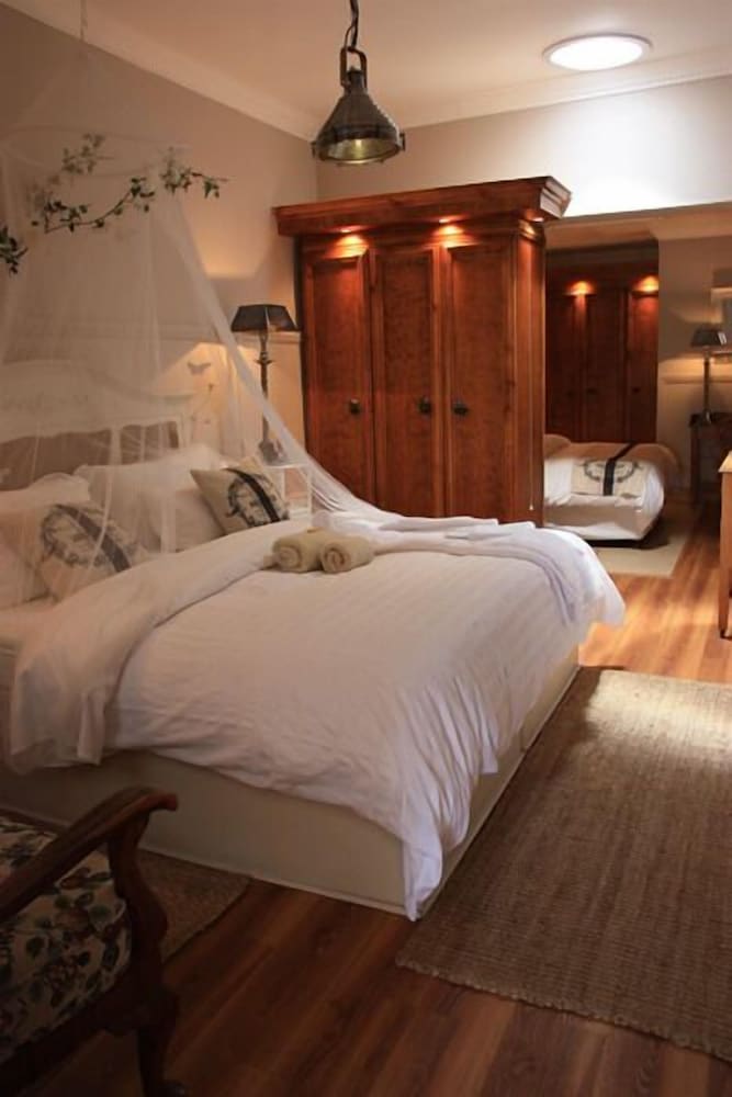 Belurana Collection Victoria Manor